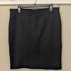 Black pencil skirt